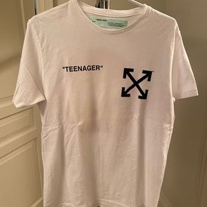 Off-White T-shirt